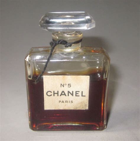 chanel no 5 biggest bottle|Chanel no 5 old bottles.